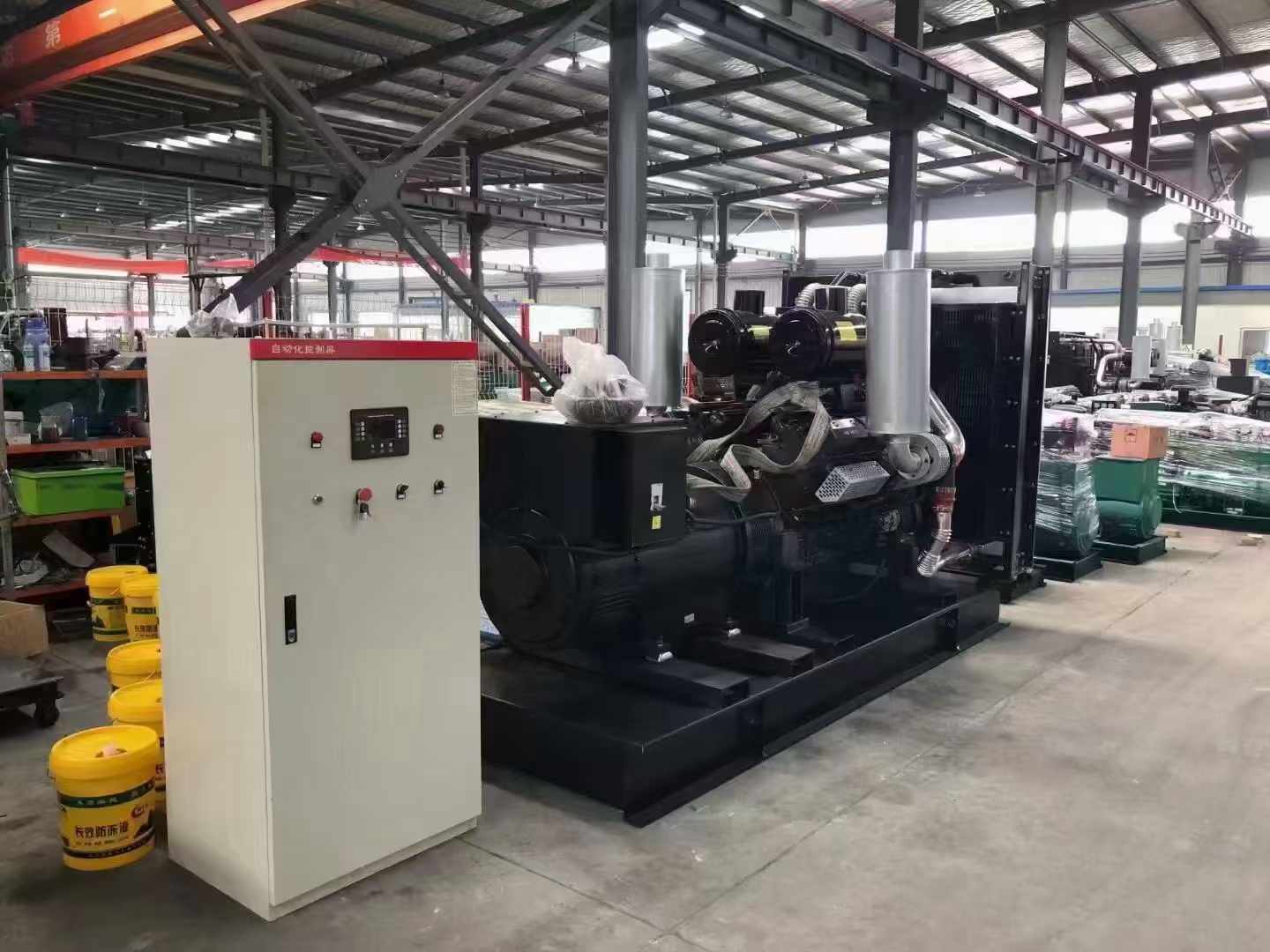 漳平柴油发电机运行时的噪音和振动水平如何?